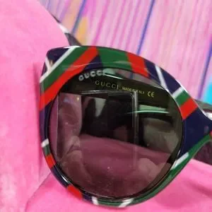 Gucci Sunglasses Red Green White Black Authentic NWT Gucci | Accessories | Gucci Sunglasses Red Green White Black  main image 4